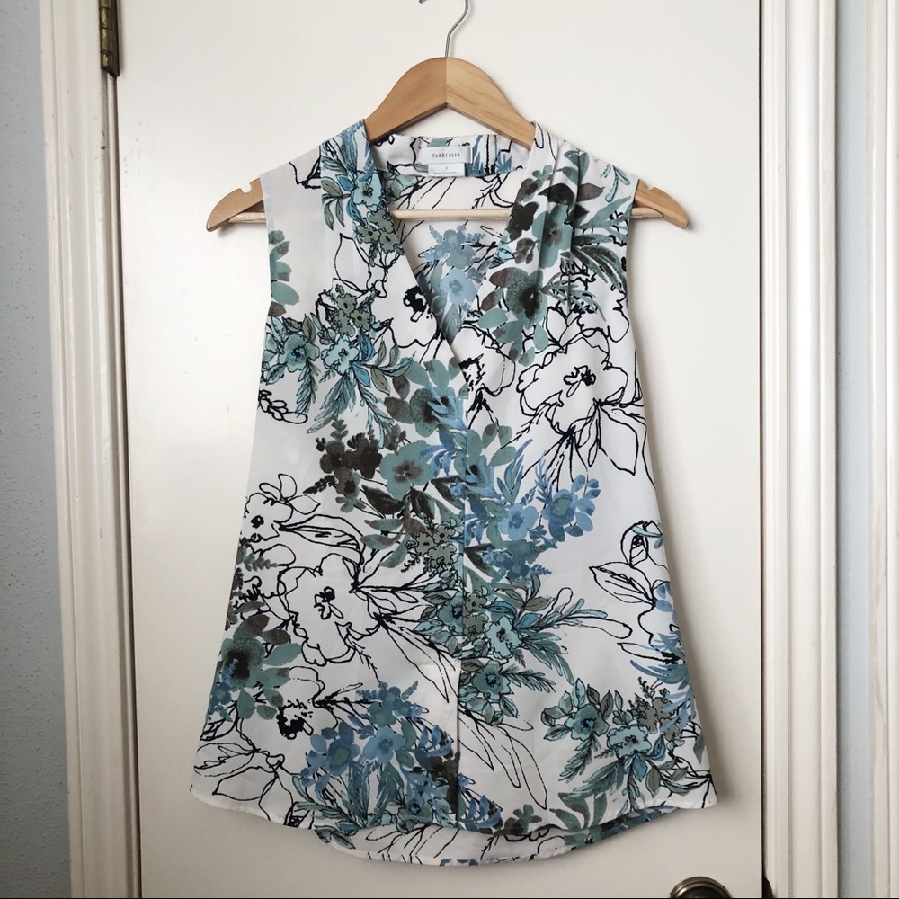 Van Heusen Dress Floral Tank Top Size Small